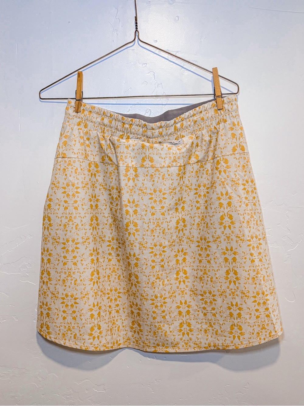 Kari Traa Ruth Skirt Yellow M - Picture 2 of 5